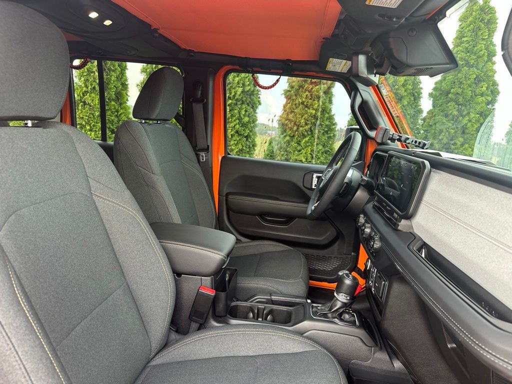 2025 Jeep Wrangler Sahara