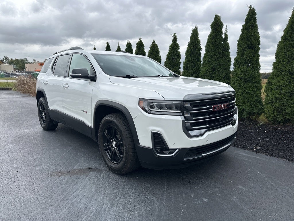 2023 GMC Acadia AT4