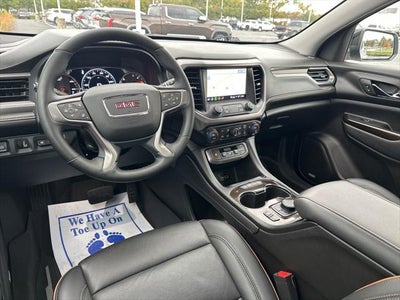 2023 GMC Acadia AT4