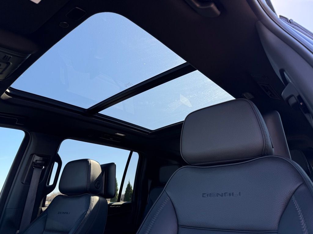 2024 GMC Yukon XL Denali