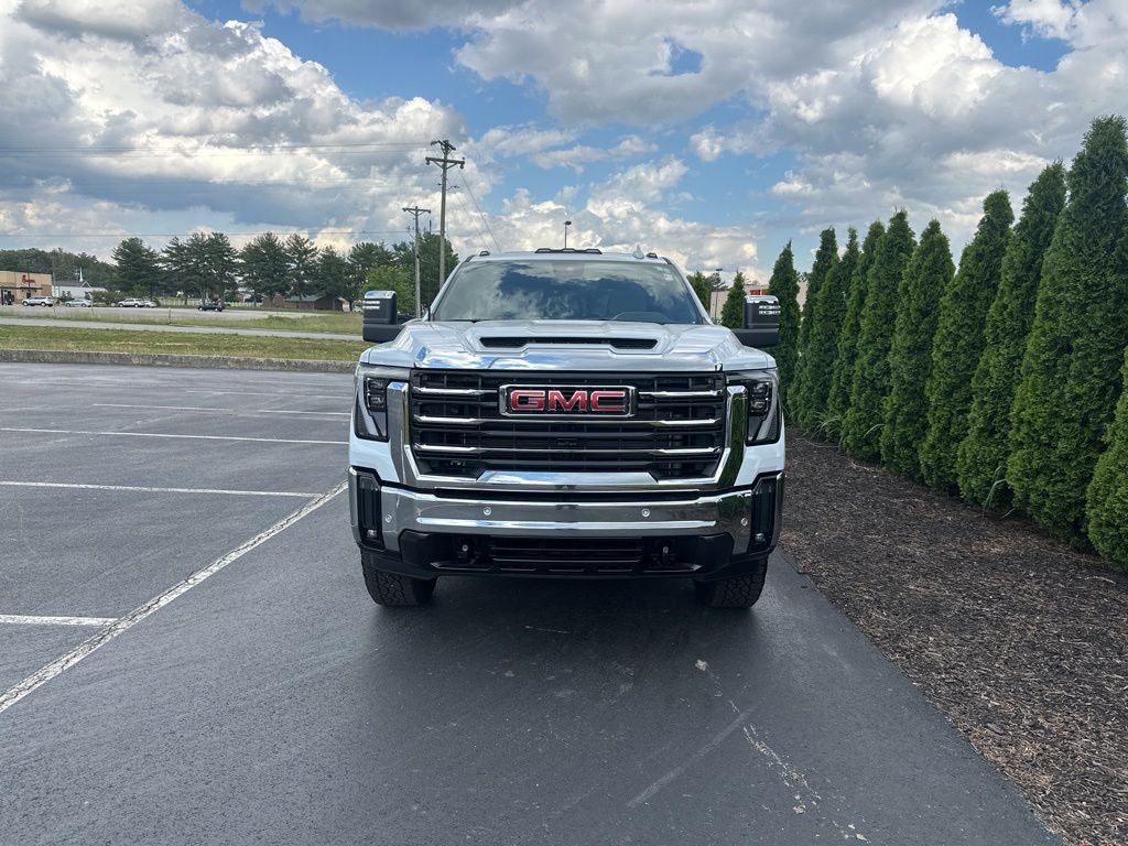 2026 GMC Sierra 2500HD SLT