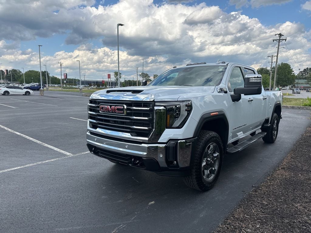 2026 GMC Sierra 2500HD SLT