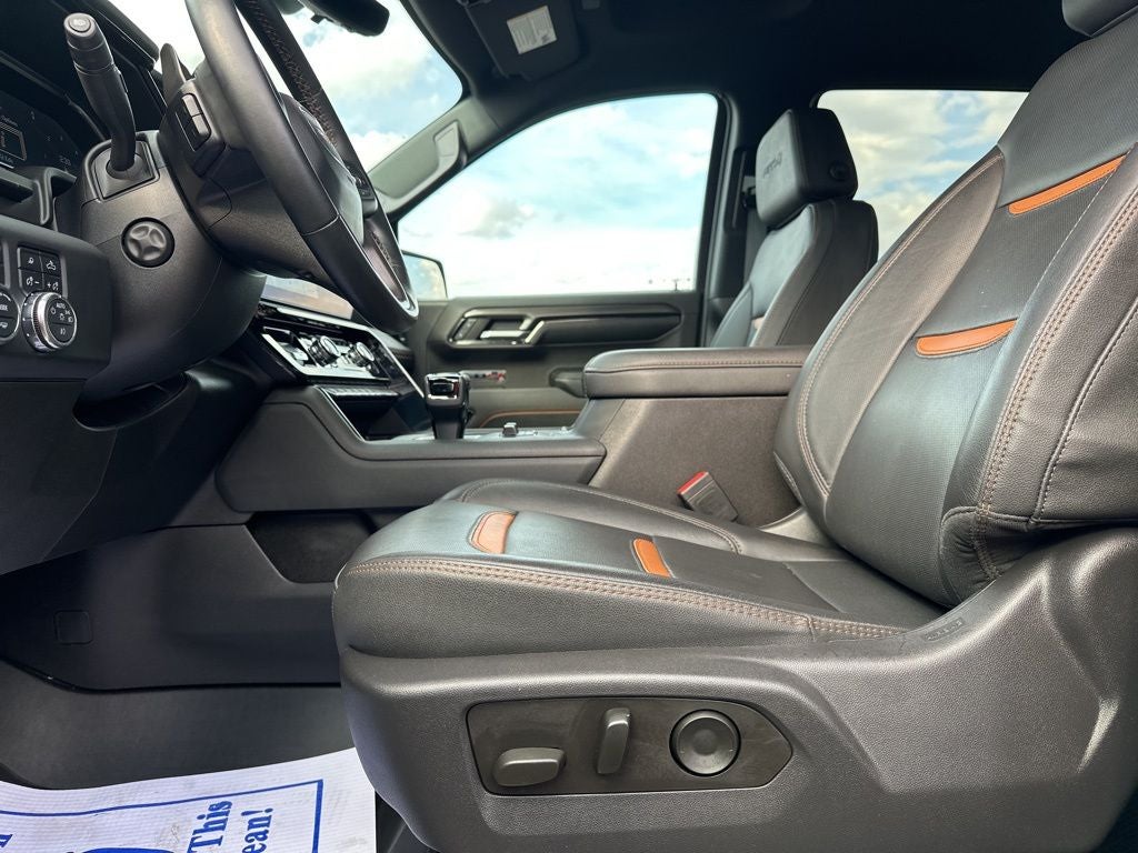 2023 GMC Sierra 1500 AT4