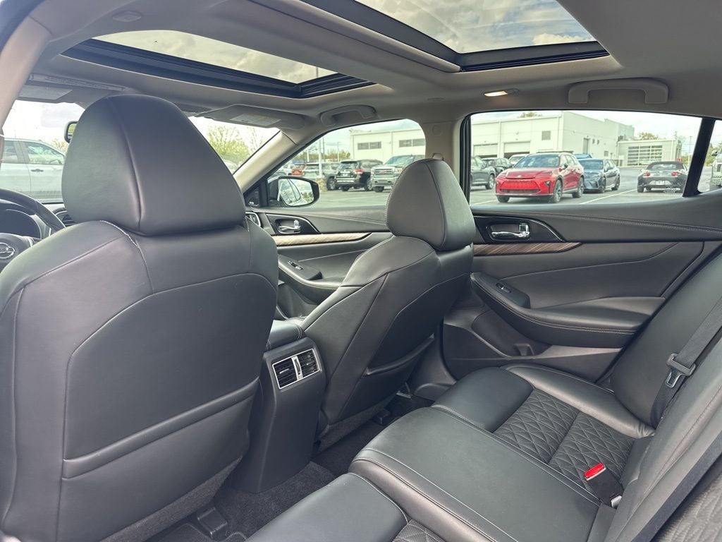 2017 Nissan Maxima Platinum