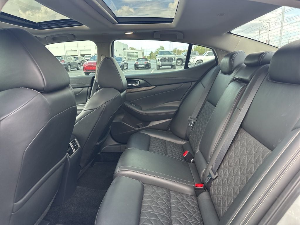 2017 Nissan Maxima Platinum