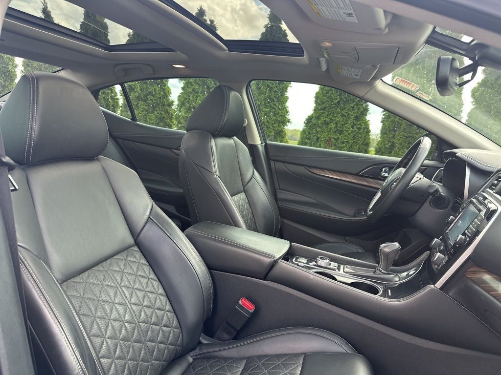 2017 Nissan Maxima Platinum