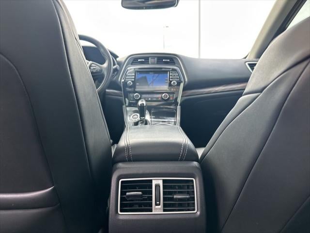 2017 Nissan Maxima Platinum