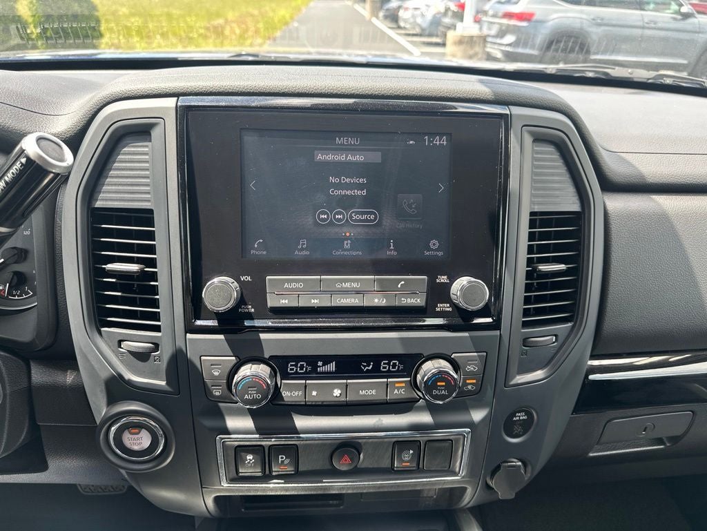 2024 Nissan Titan SV
