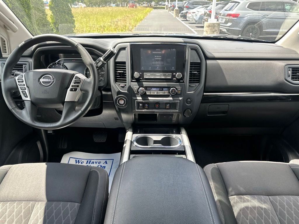 2024 Nissan Titan SV