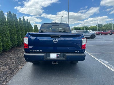 2024 Nissan Titan SV