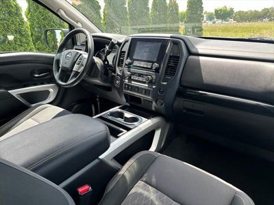 2024 Nissan Titan SV
