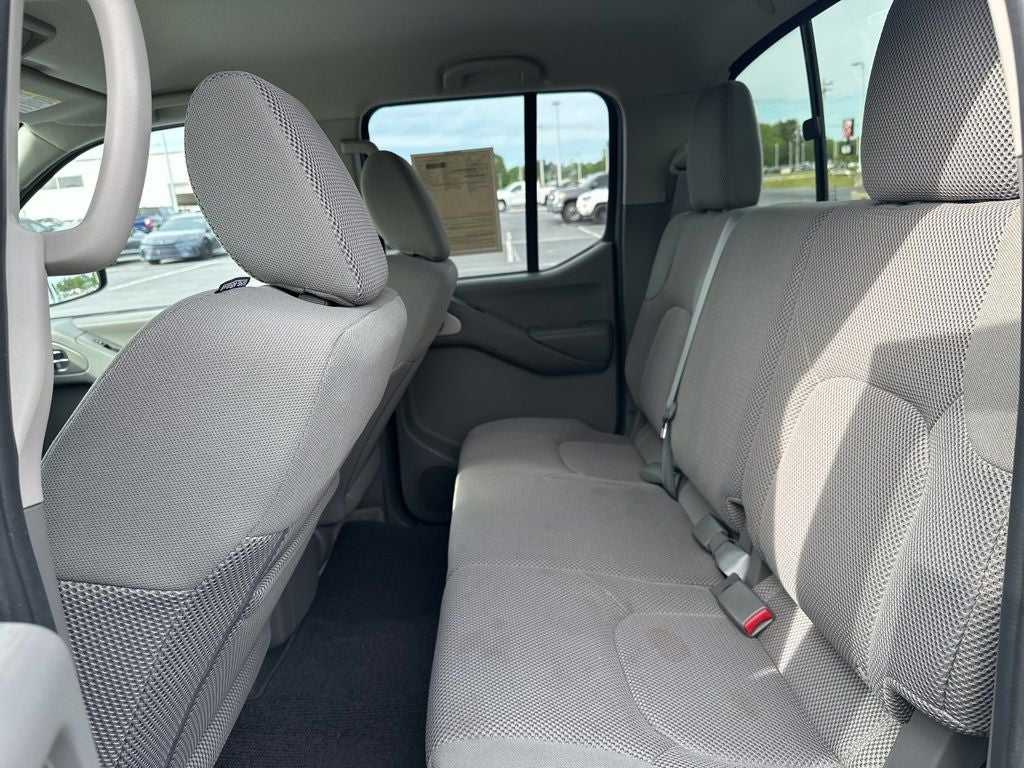 2016 Nissan Frontier SV