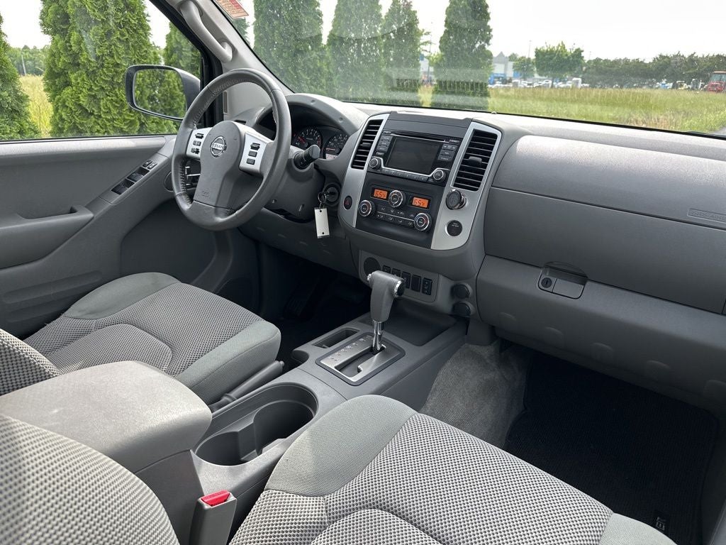 2016 Nissan Frontier SV