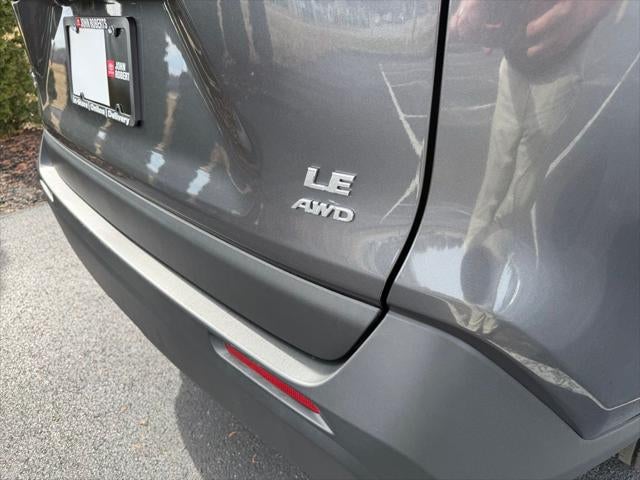 2025 Toyota RAV4 LE