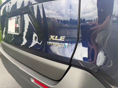 2024 Toyota RAV4 Hybrid XLE
