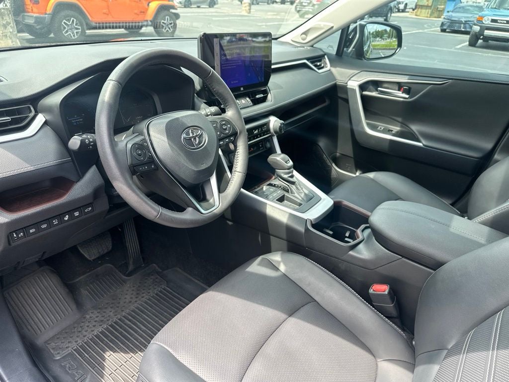 2025 Toyota RAV4 Limited