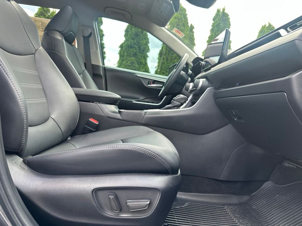 2025 Toyota RAV4 Limited