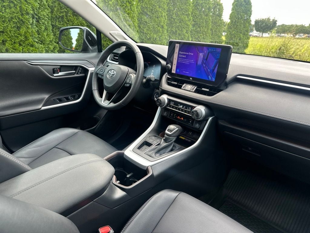 2025 Toyota RAV4 Limited