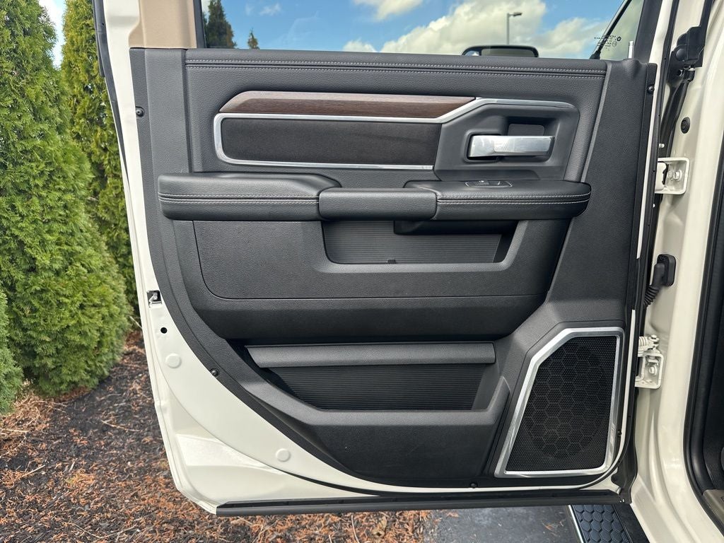 2022 RAM 3500 Laramie