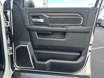 2022 RAM 3500 Laramie