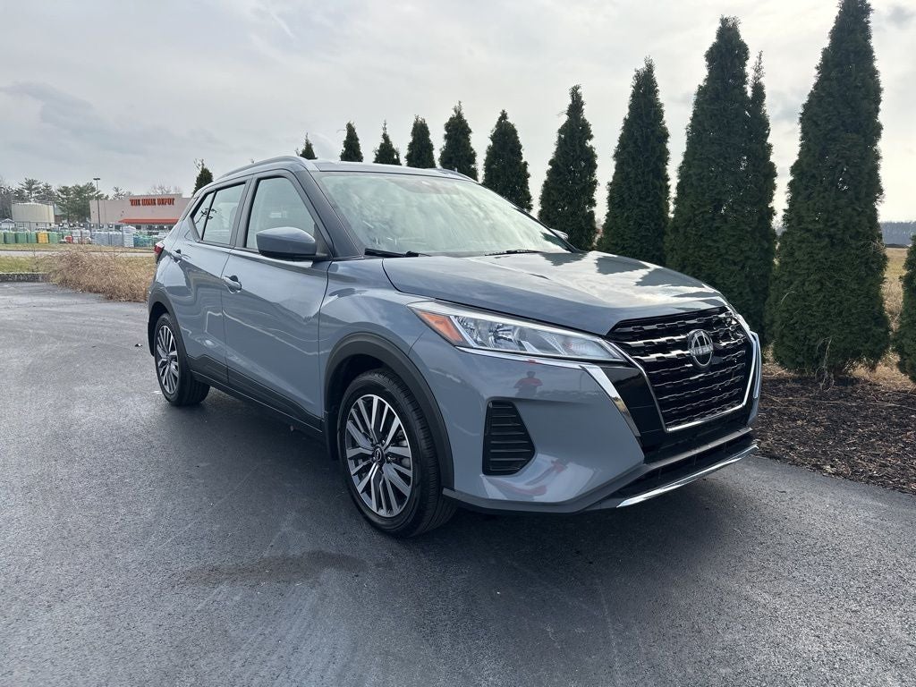 2023 Nissan Kicks SV