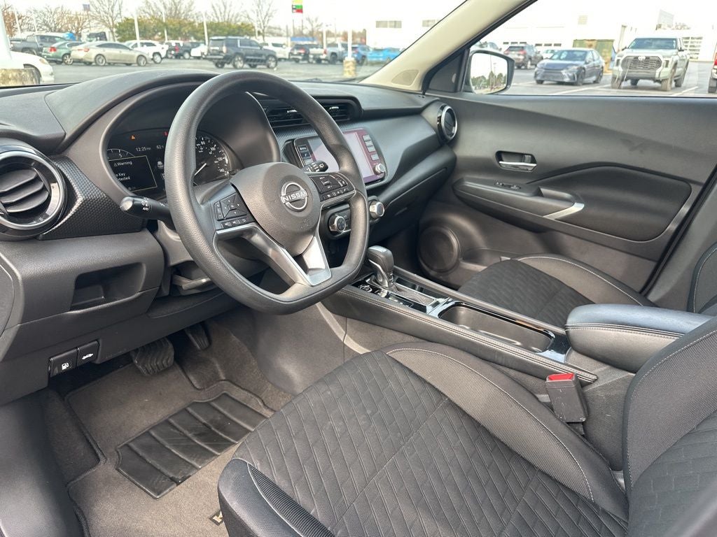 2023 Nissan Kicks SV