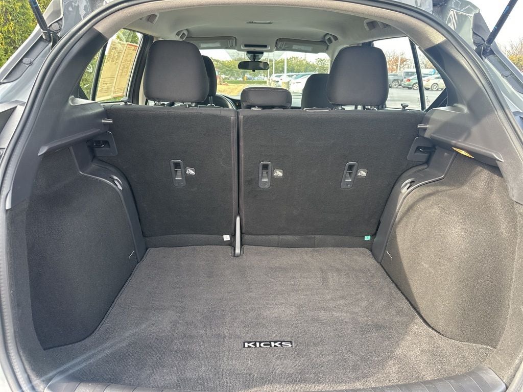 2023 Nissan Kicks SV