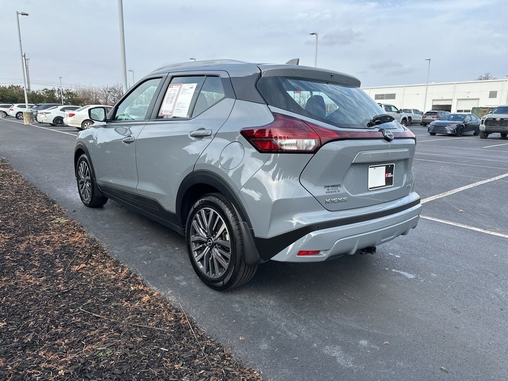 2023 Nissan Kicks SV