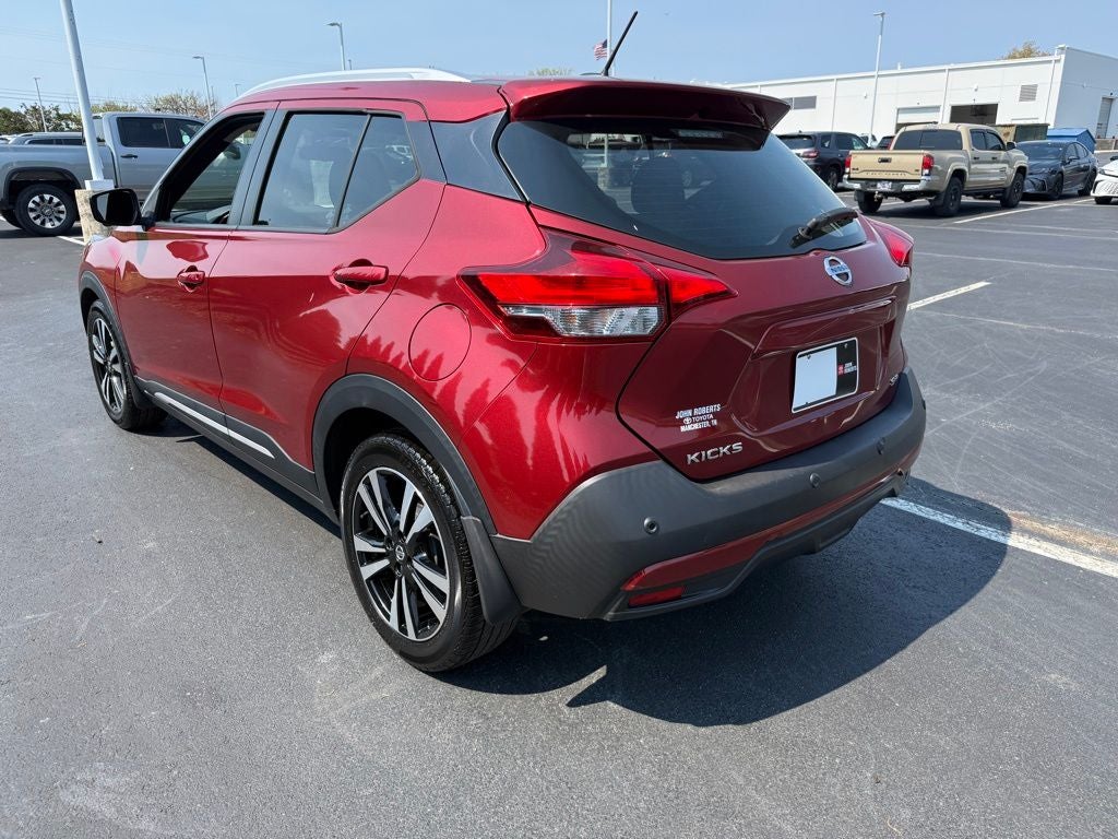 2020 Nissan Kicks SR