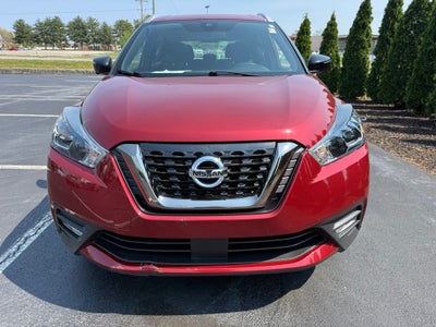 2020 Nissan Kicks SR