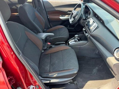 2020 Nissan Kicks SR