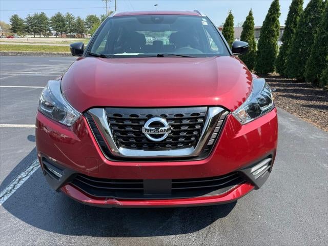 2020 Nissan Kicks SR