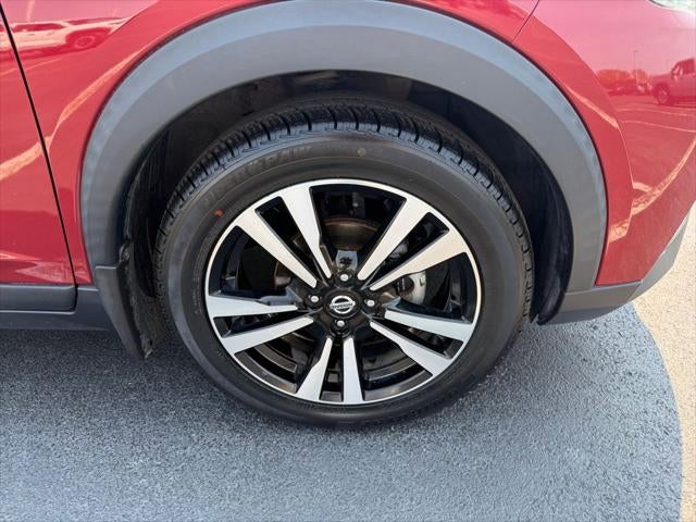 2020 Nissan Kicks SR