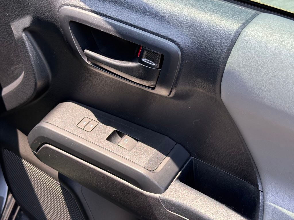 2021 Toyota Tacoma SR V6