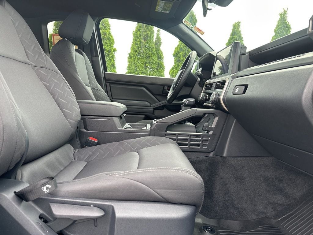 2025 Toyota Tacoma SR