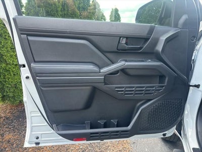 2025 Toyota Tacoma SR