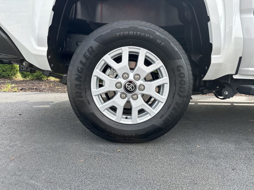 2025 Toyota Tacoma SR