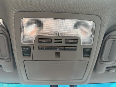 2017 Toyota Camry Hybrid XLE