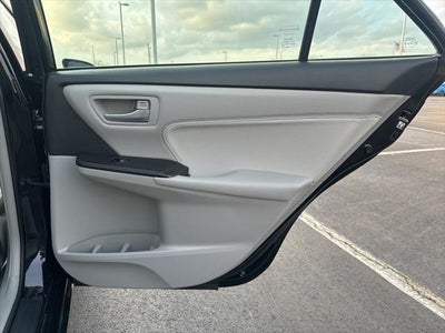 2017 Toyota Camry Hybrid XLE