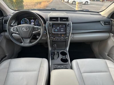 2017 Toyota Camry Hybrid XLE