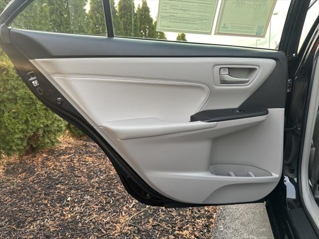 2017 Toyota Camry Hybrid XLE