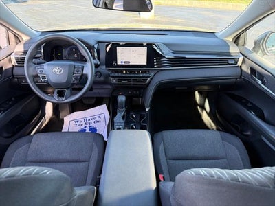 2025 Toyota Camry LE