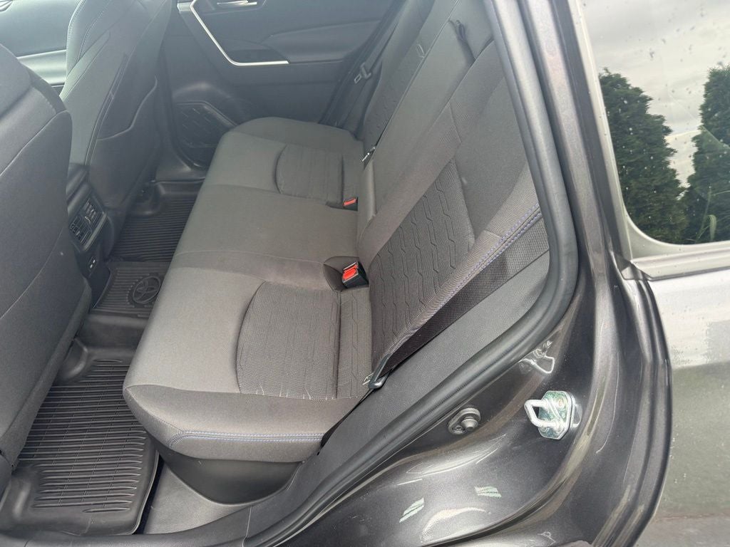 2025 Toyota RAV4 Hybrid SE