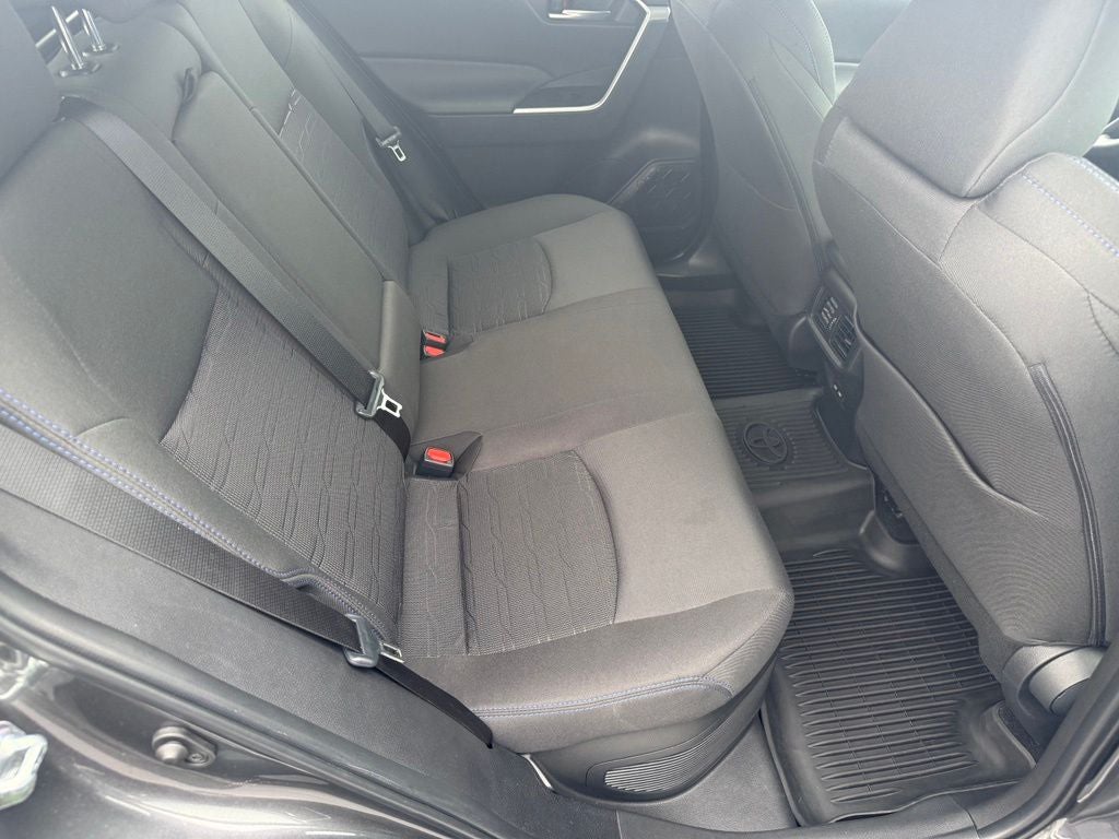2025 Toyota RAV4 Hybrid SE