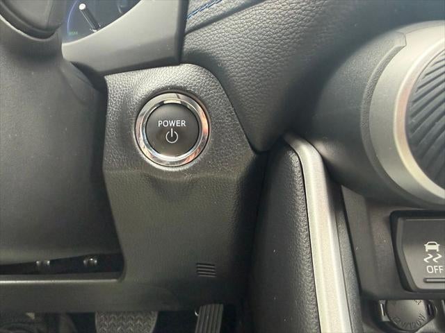 2025 Toyota RAV4 Hybrid SE