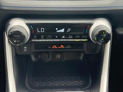2025 Toyota RAV4 Hybrid SE