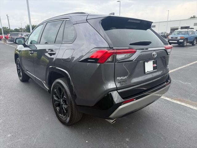 2025 Toyota RAV4 Hybrid SE