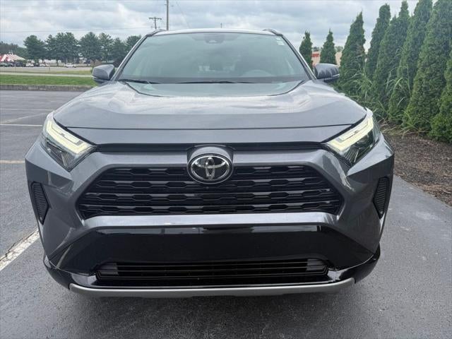 2025 Toyota RAV4 Hybrid SE