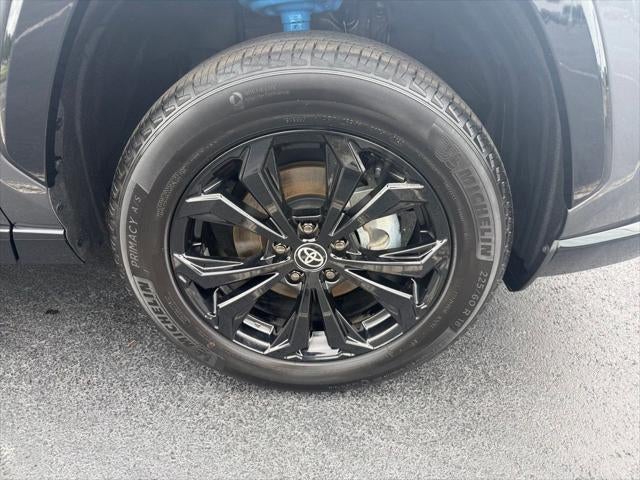 2025 Toyota RAV4 Hybrid SE