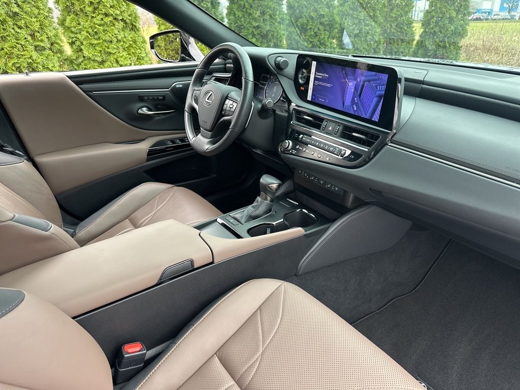 2024 Lexus ES 350 Ultra Luxury